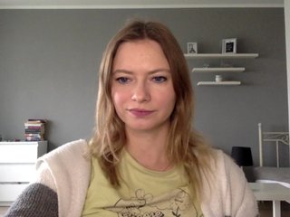 kissMillie Porn Show