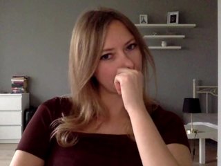 kissMillie Porn Show