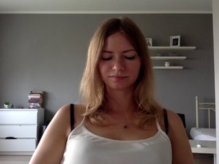 kissMillie Porn Show