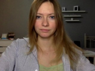 kissMillie Porn Show