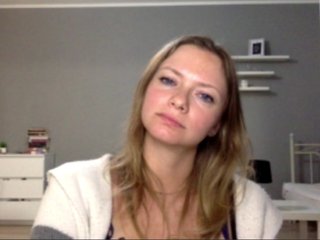 kissMillie Porn Show