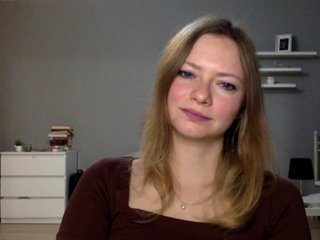 kissMillie Porn Show