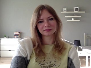 kissMillie Porn Show