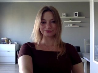 kissMillie Porn Show