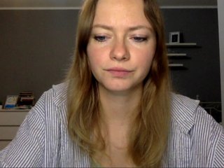 kissMillie Porn Show