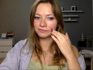 kissMillie Porn Show