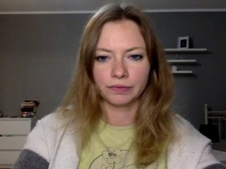 kissMillie Porn Show