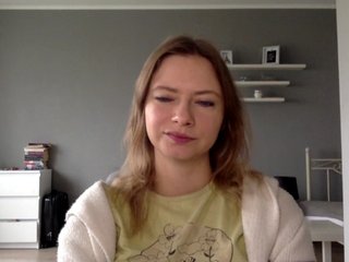 kissMillie Porn Show