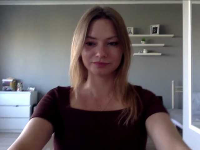 kissMillie webcam bongacams model stream image
