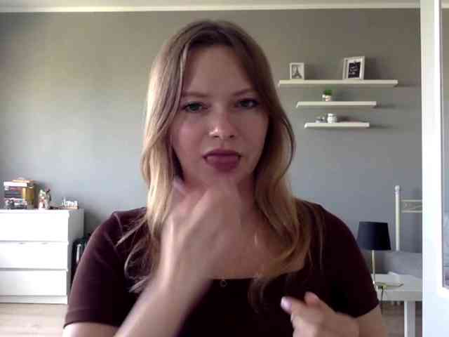 kissMillie webcam