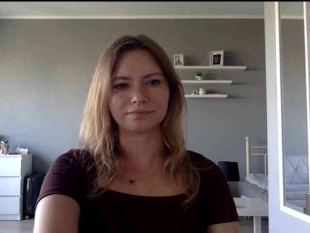 kissMillie webcam