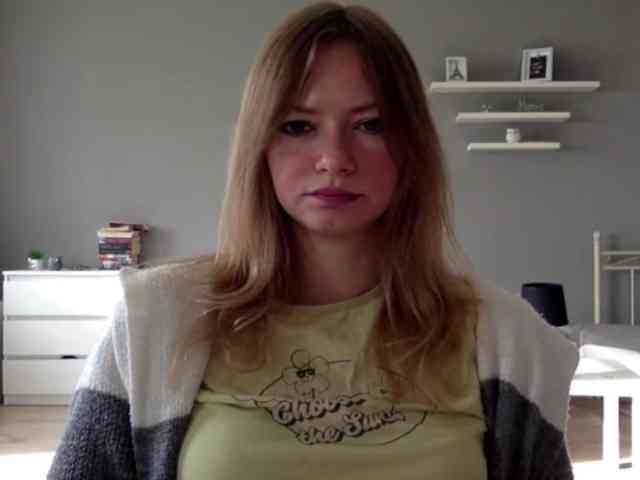 kissMillie webcam