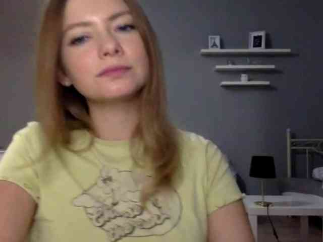 kissMillie webcam