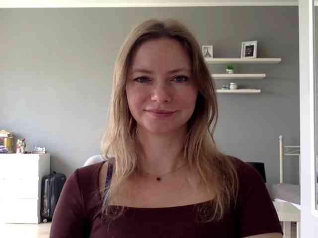 kissMillie webcam