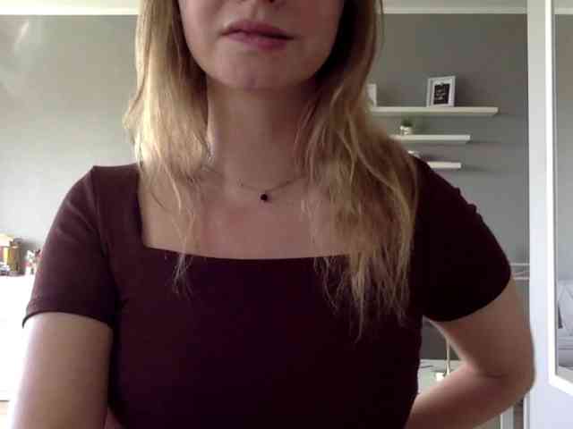 kissMillie webcam