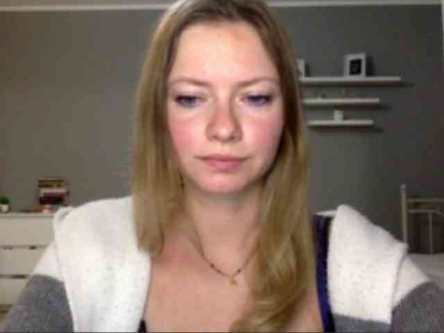 kissMillie kissMillie