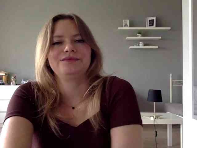 kissMillie webcam