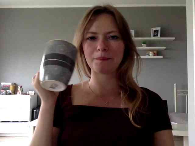 kissMillie webcam