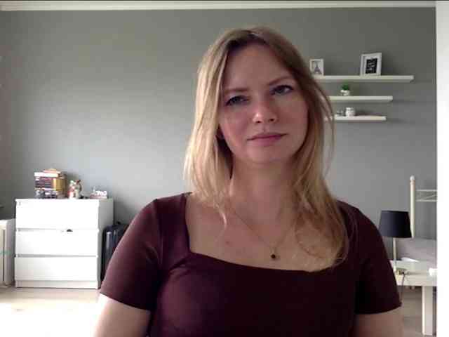 kissMillie webcam