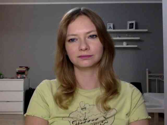 kissMillie webcam