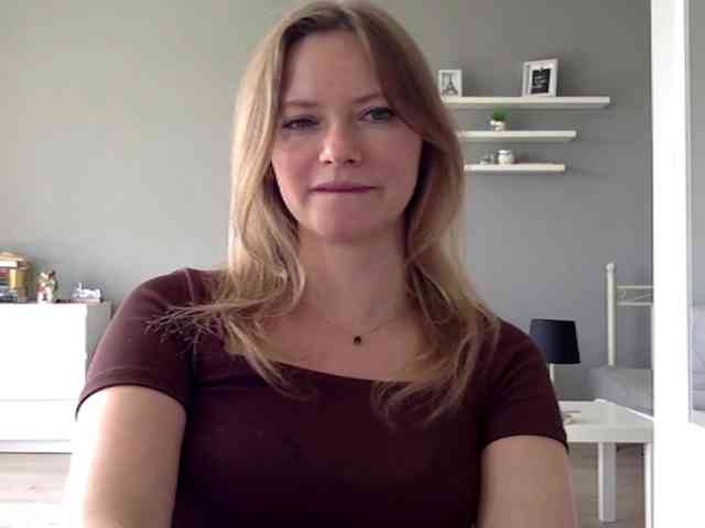 kissMillie webcam