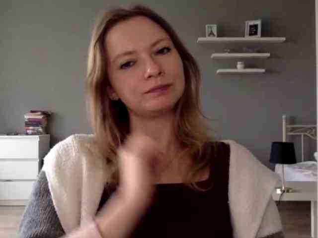 kissMillie webcam