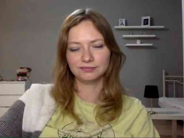kissMillie webcam