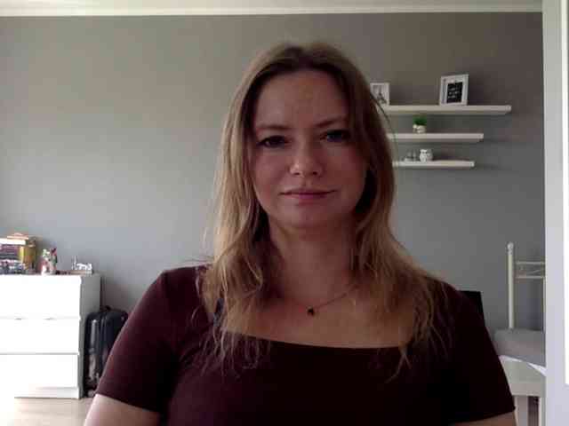 kissMillie webcam