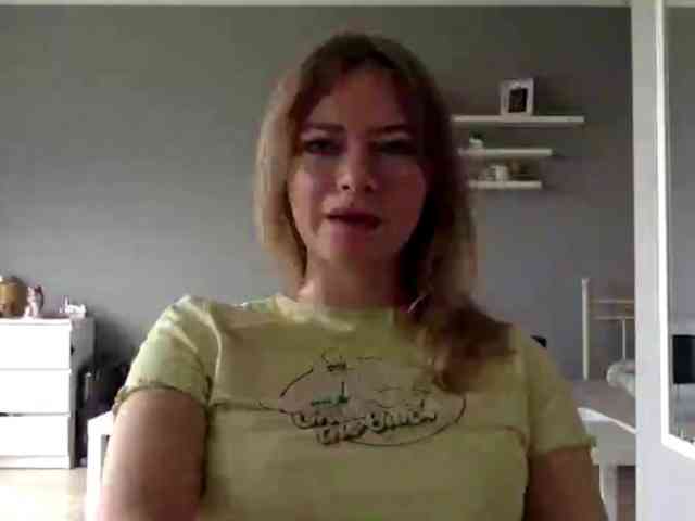 kissMillie webcam