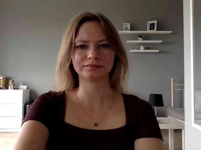 kissMillie webcam