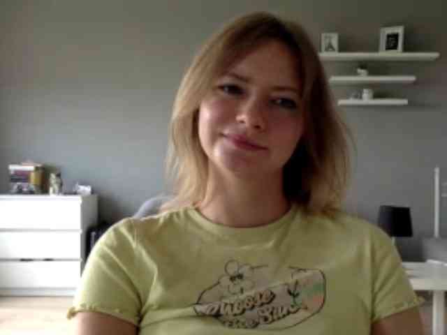 kissMillie webcam