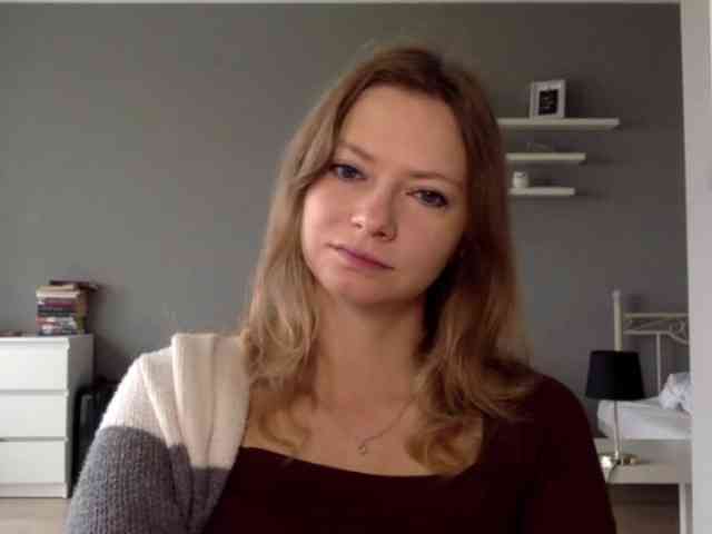 kissMillie webcam