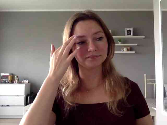 kissMillie webcam