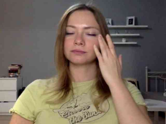 kissMillie webcam