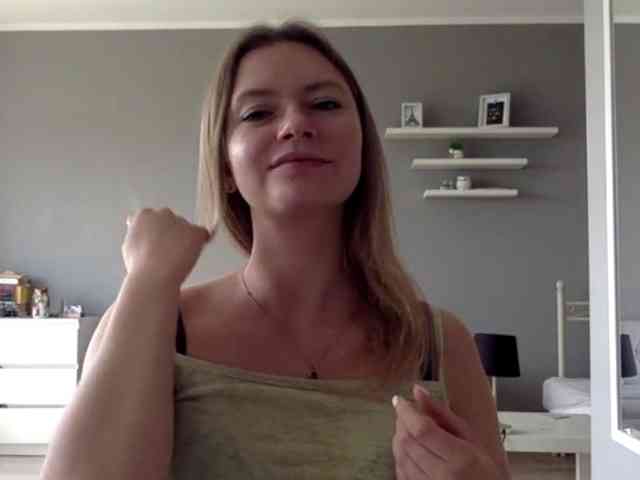kissMillie webcam