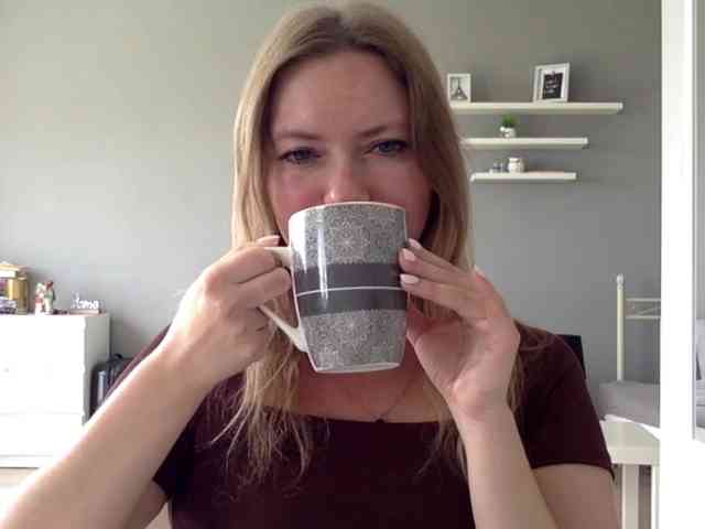 kissMillie webcam
