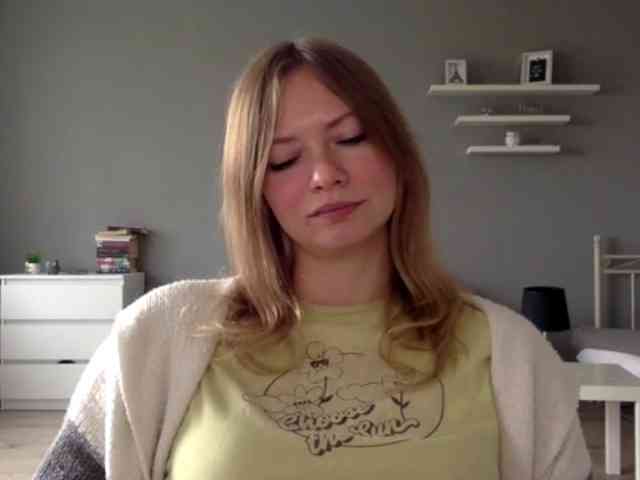 kissMillie webcam