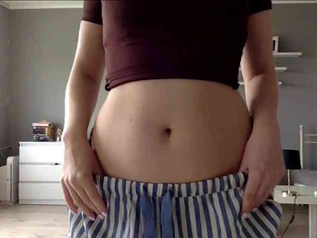 kissMillie webcam