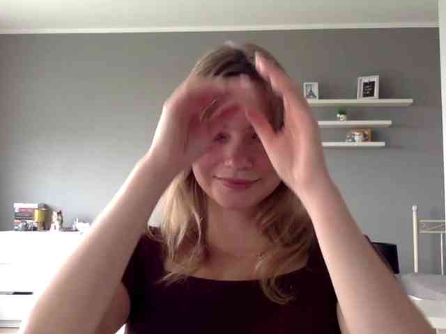 kissMillie webcam