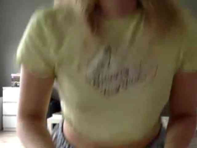 kissMillie webcam
