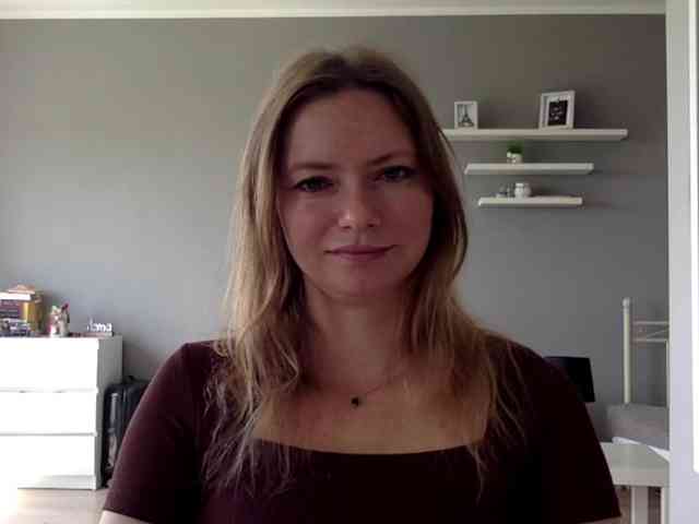 kissMillie webcam