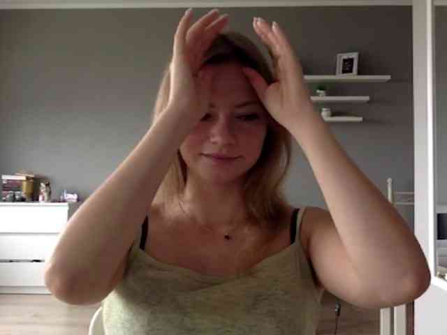 kissMillie webcam
