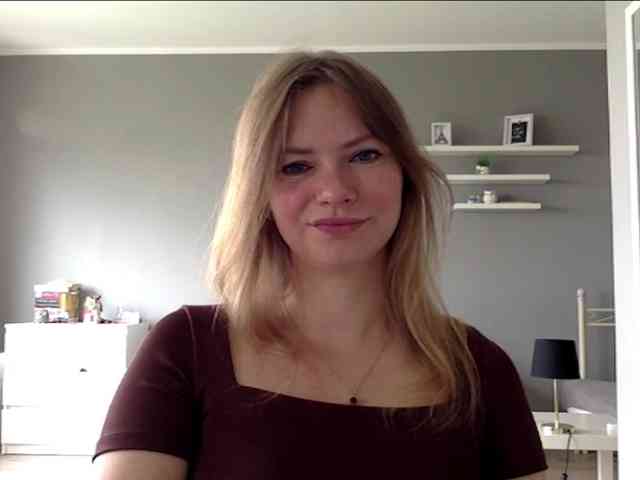 kissMillie webcam