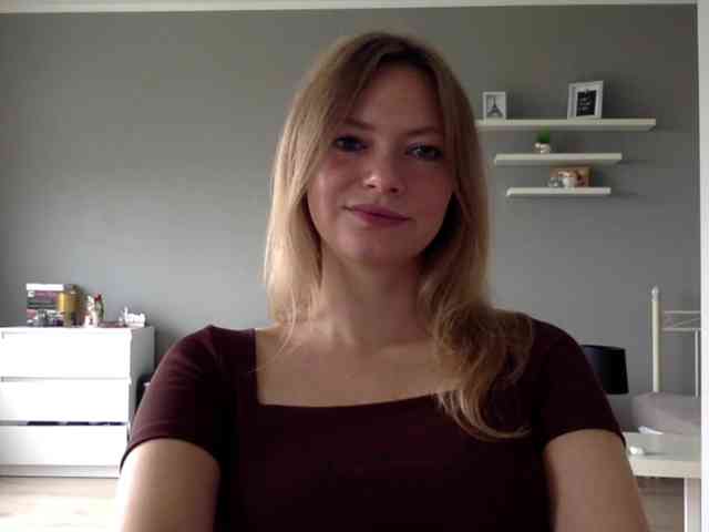 kissMillie webcam