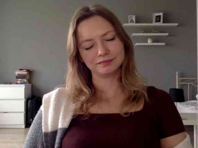 kissMillie webcam
