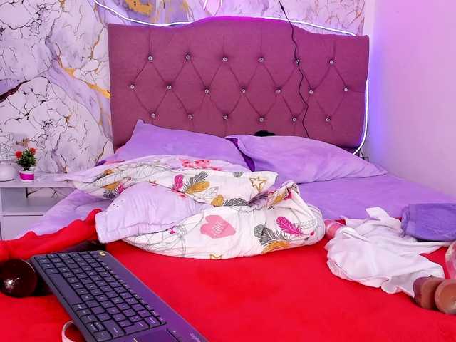 Aitana-star1's BongaCams show and profile