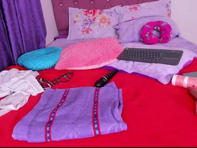 Aitana-star1's BongaCams show and profile