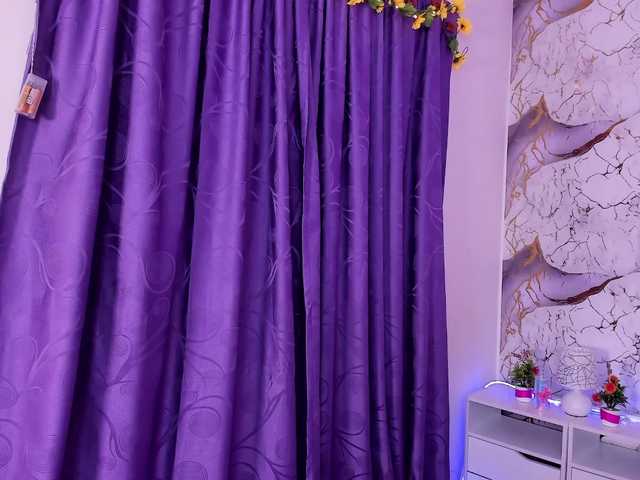 Aitana-star1's BongaCams show and profile