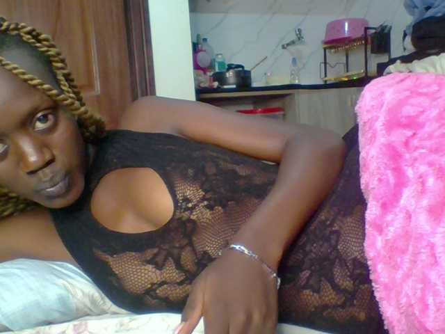 slimebony's BongaCams show and profile