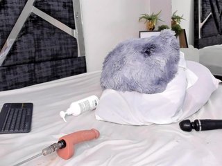 Isa-Jonness Porn Show